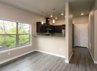 Broadway Station, Bellingham, WA 98225