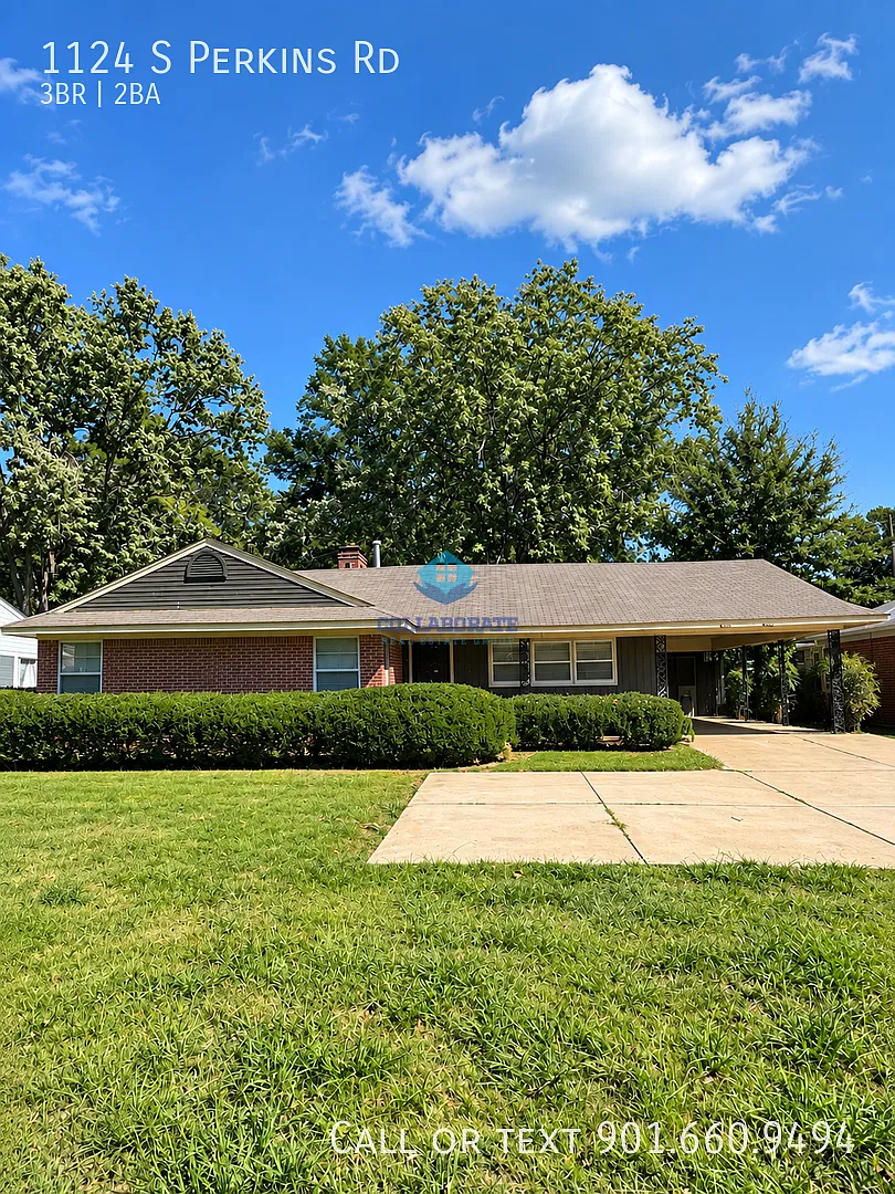3 Bedroom, 2 Bath Home in East Memphis — Photo 1