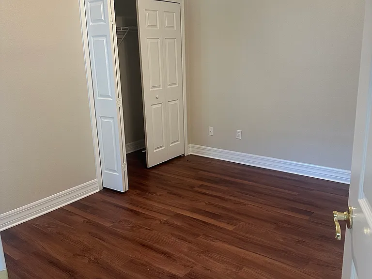 1420 Coconut Palm Cir — Photo 5