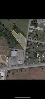 2nd image of 701 S Austin Rd