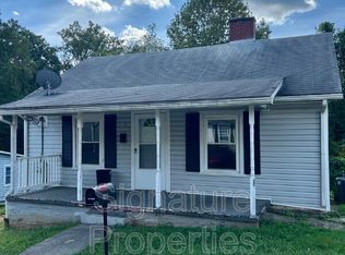 1014 Adele St, Martinsville, VA 24112