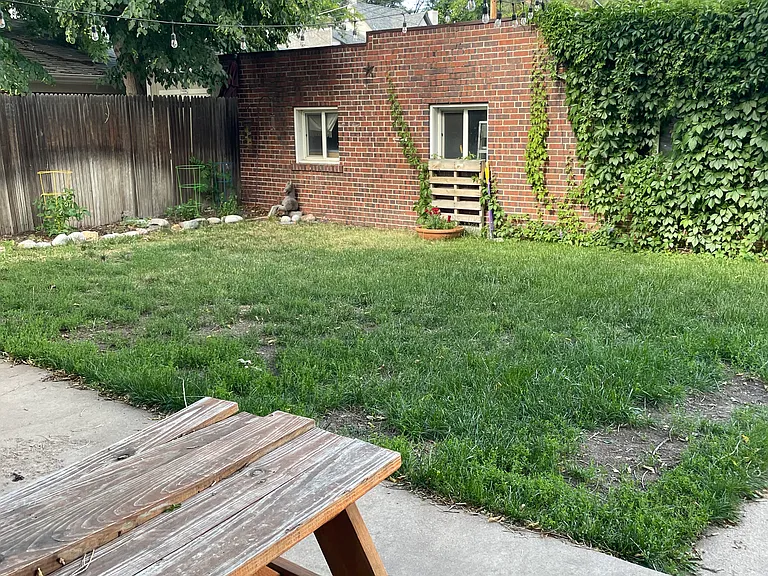 526 N Clarkson St #1 — Photo 13