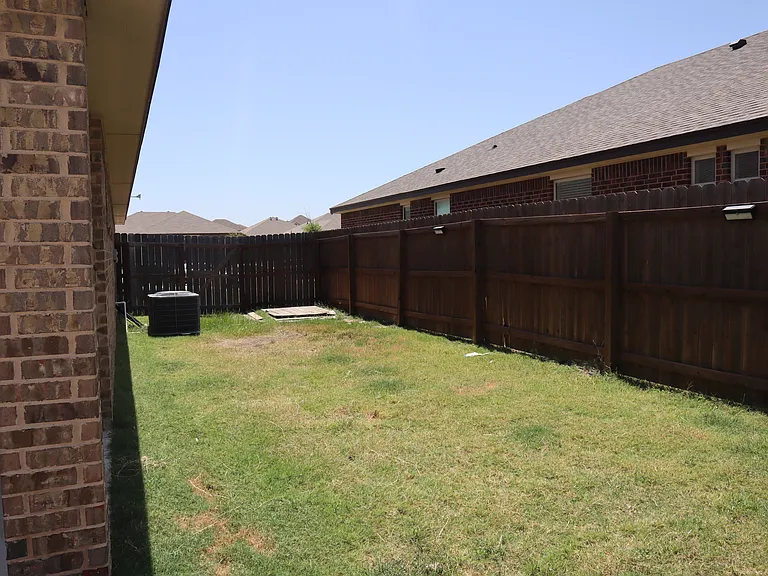 5207 Colina Dr — Photo 40