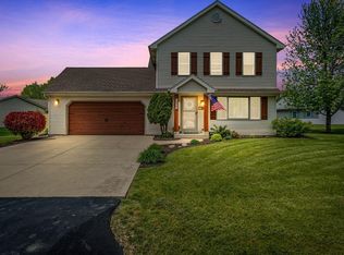 6780 Bobolink Rd, Racine, WI 53402