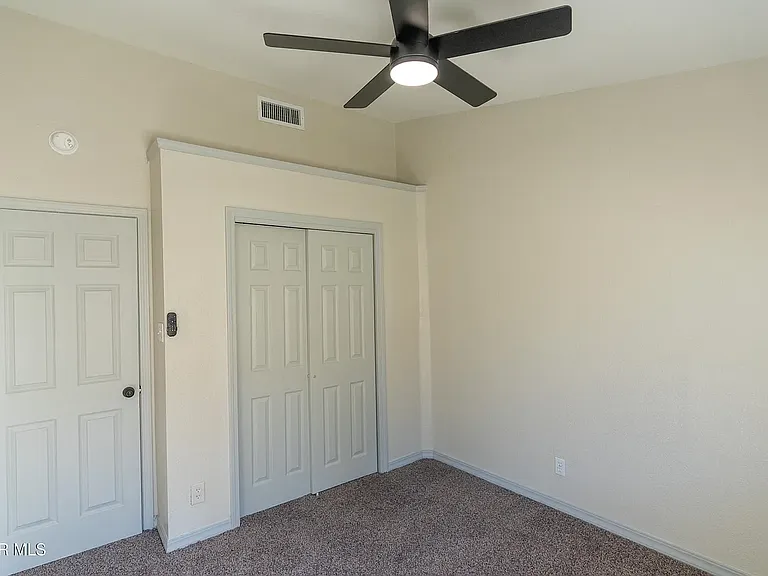 1338 John Phelan Dr — Photo 20