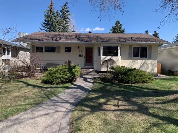 1334 W Hamilton St NW, Calgary, AB T2N 3W6