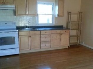 337 N Fulton Ave, Lindenhurst, NY 11757