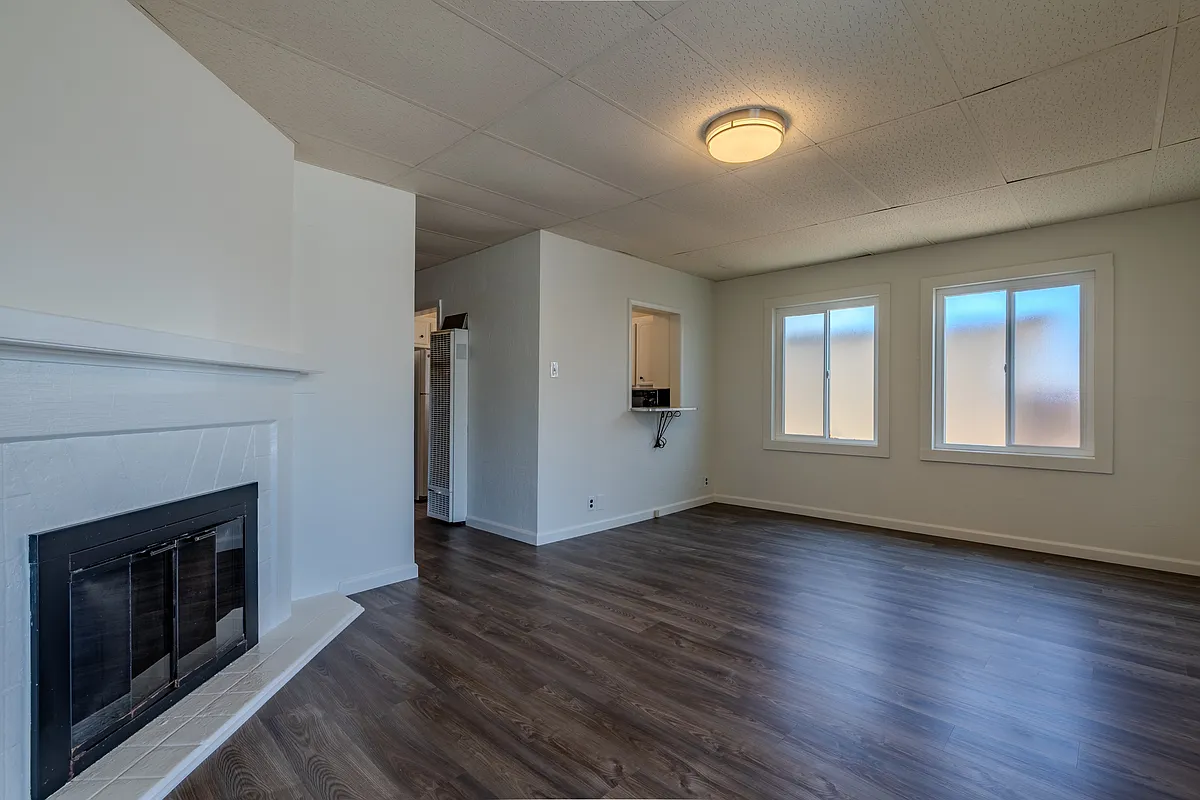 Building Photo - 8 Salada Ave #8