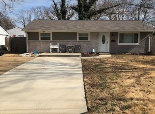 612 Dallas Ct, Hampton, VA 23669