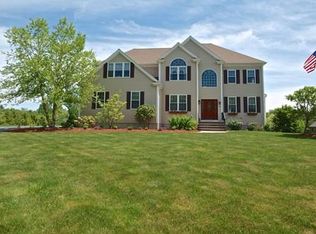 50 Blackstone St, Mendon, MA 01756