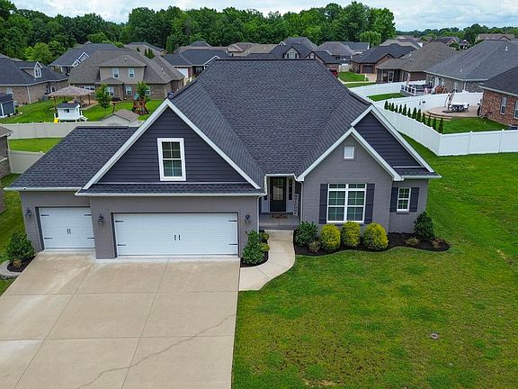 3rd image of 13401 Tilbury Ct