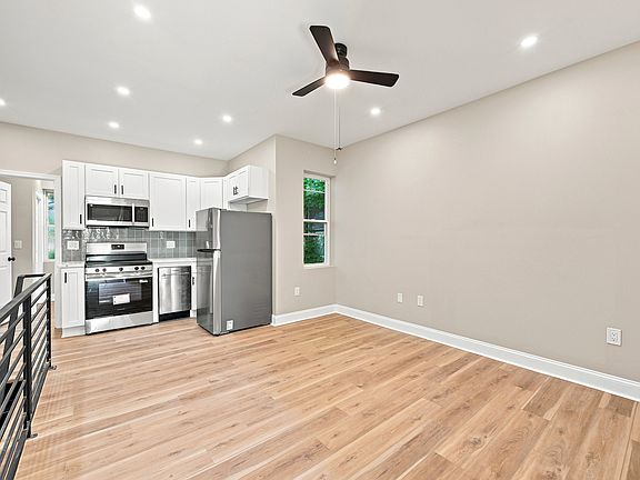 3rd image of 872 N 46th St #2