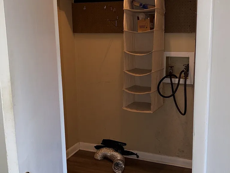 443 Cedarmont Dr — Photo 9