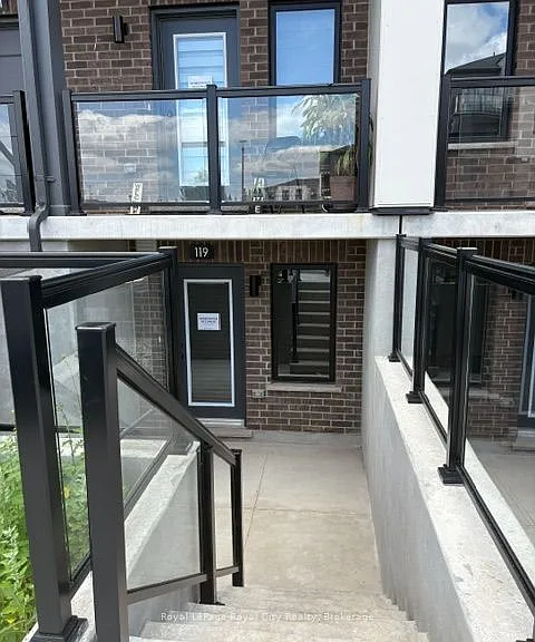 42 Lowes Rd W — Photo 7