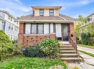 15902 Parkgrove Ave, Cleveland, OH 44110