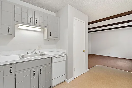 Floor plan 104