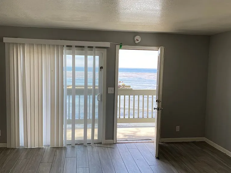 6777 Del Playa Dr — Photo 15