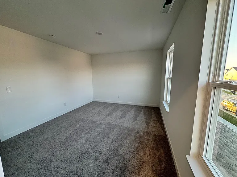 422 W Michigan St — Photo 9