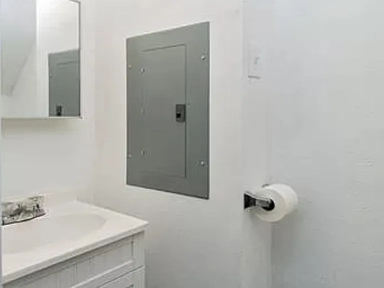 10 E Berkeley St — Photo 11