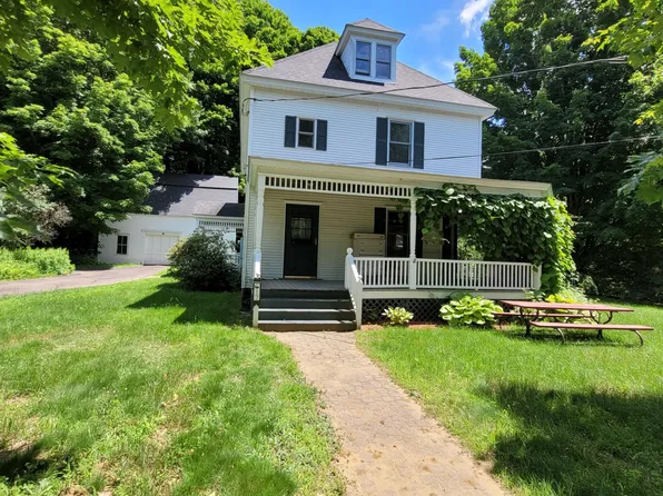 17 Maplewood Avenue, Milton, VT 05468