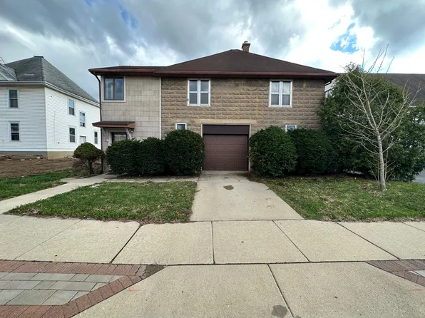 103 E Park Ln, Verona, WI 53593