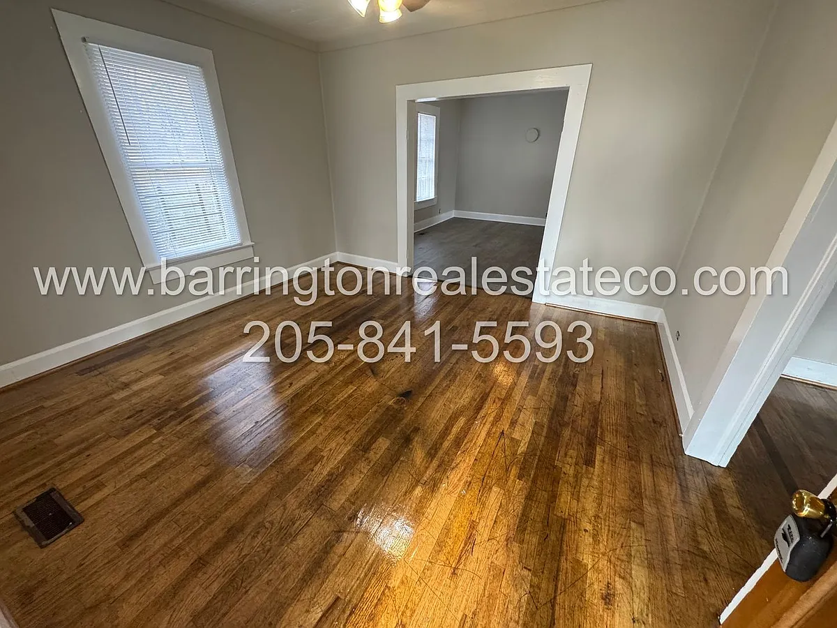 Building Photo - 3000 Dawson Ave S #W