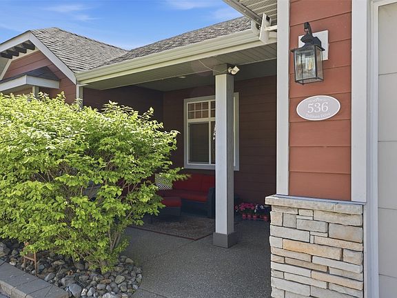 3rd image of 536 Trillium Dr