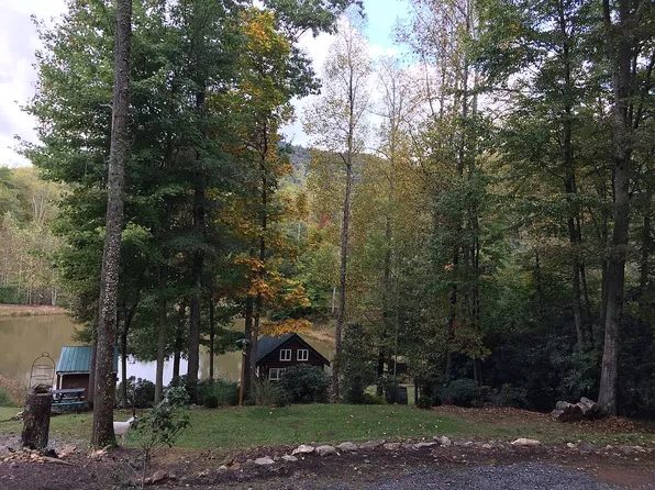 282 Parkview Rd, Spruce Pine, NC 28777