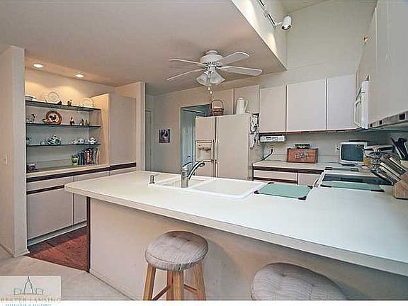 5th image of 2519 E Duryea Ct