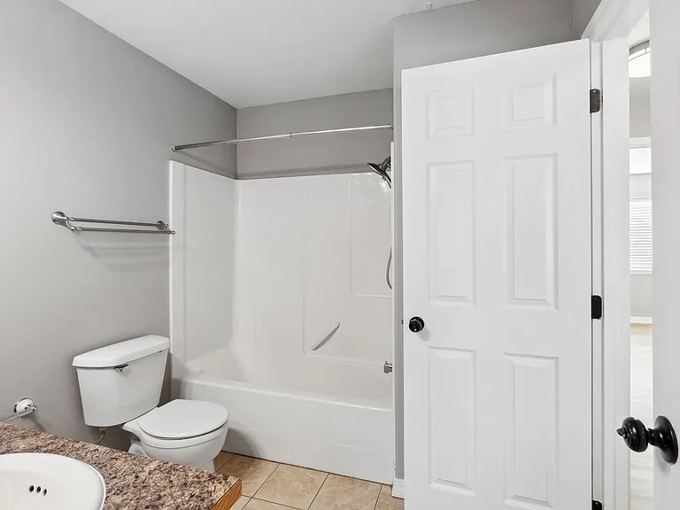 514 S Arthur St — Photo 18
