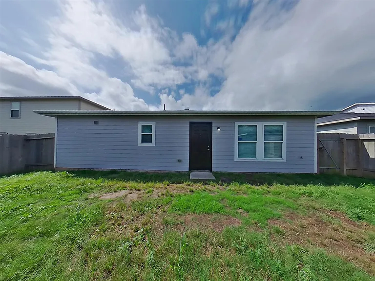15673 Briar Forest Dr — Photo 15