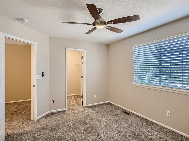 4721 S Biscay Ct — Photo 10
