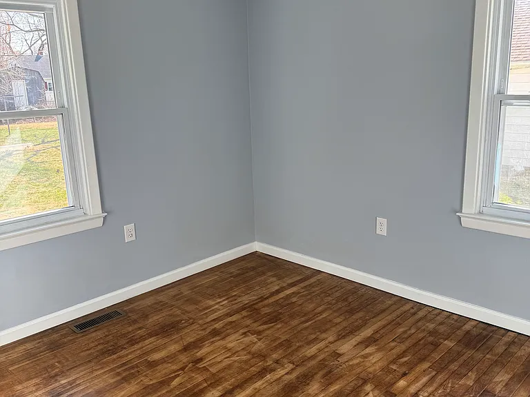 1302 Hazel St — Photo 16