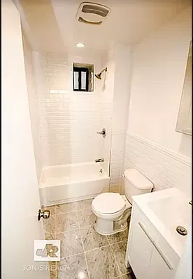 Rented by Jonis Realty | media 6