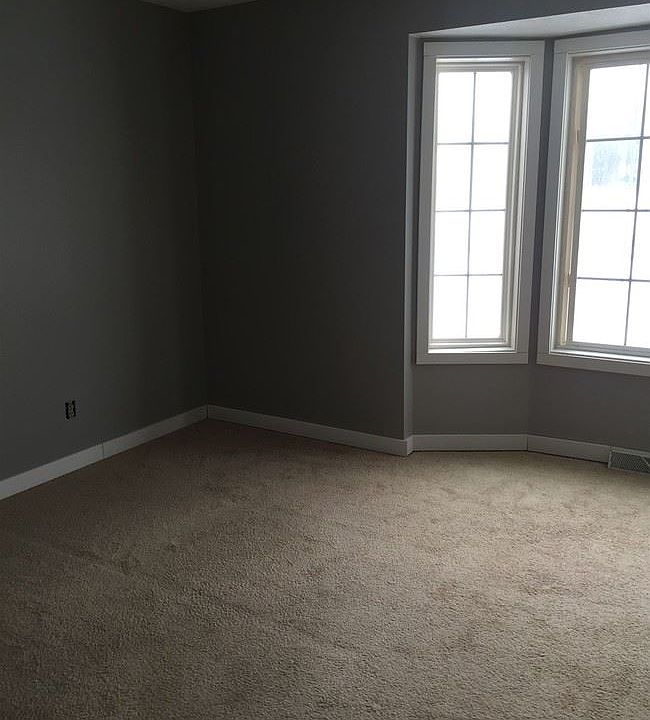 943-cedar-run-ct-nw-grand-rapids-mi-building-photo(13)