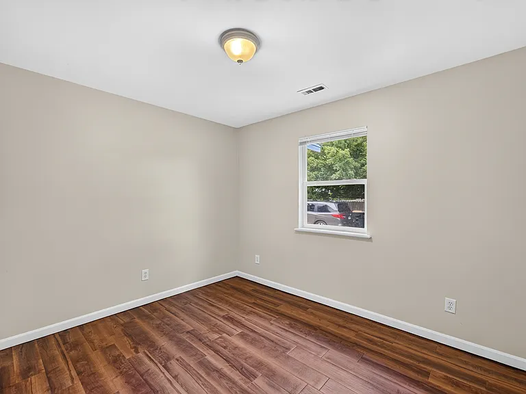 334 E Hunt Ave — Photo 13