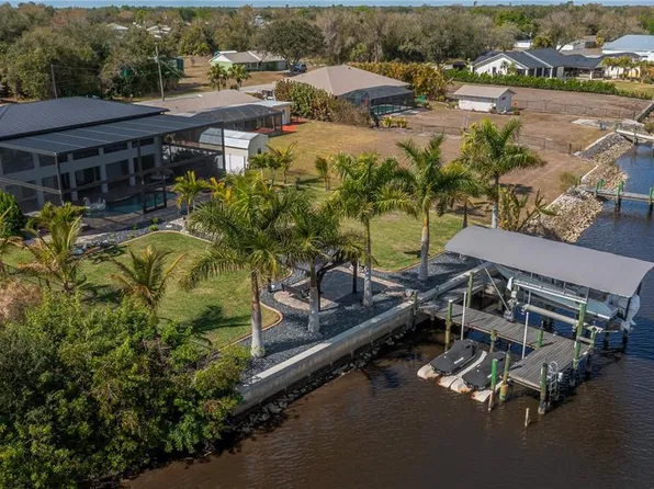 2424 Harbour Dr, Punta Gorda, FL 33983