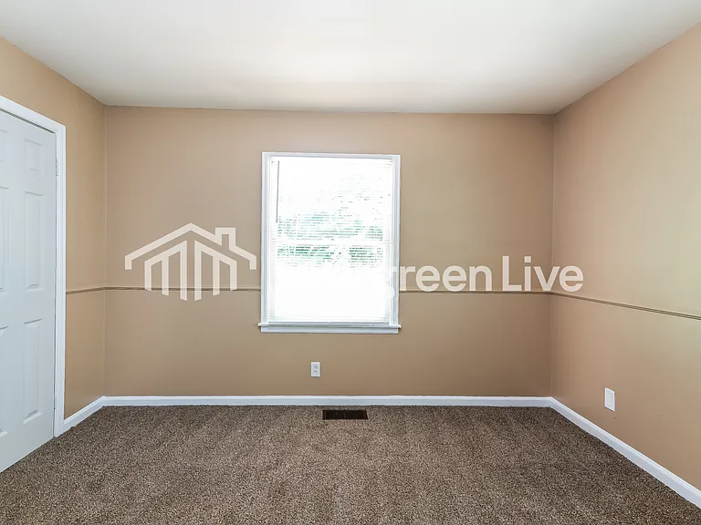 145 Grainger Dr — Photo 13