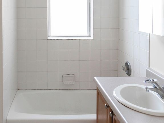 3rd image of 2450 N Southport Ave #204A