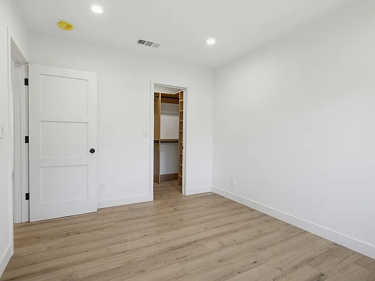 2036 Pomona Ave #A — Photo 22