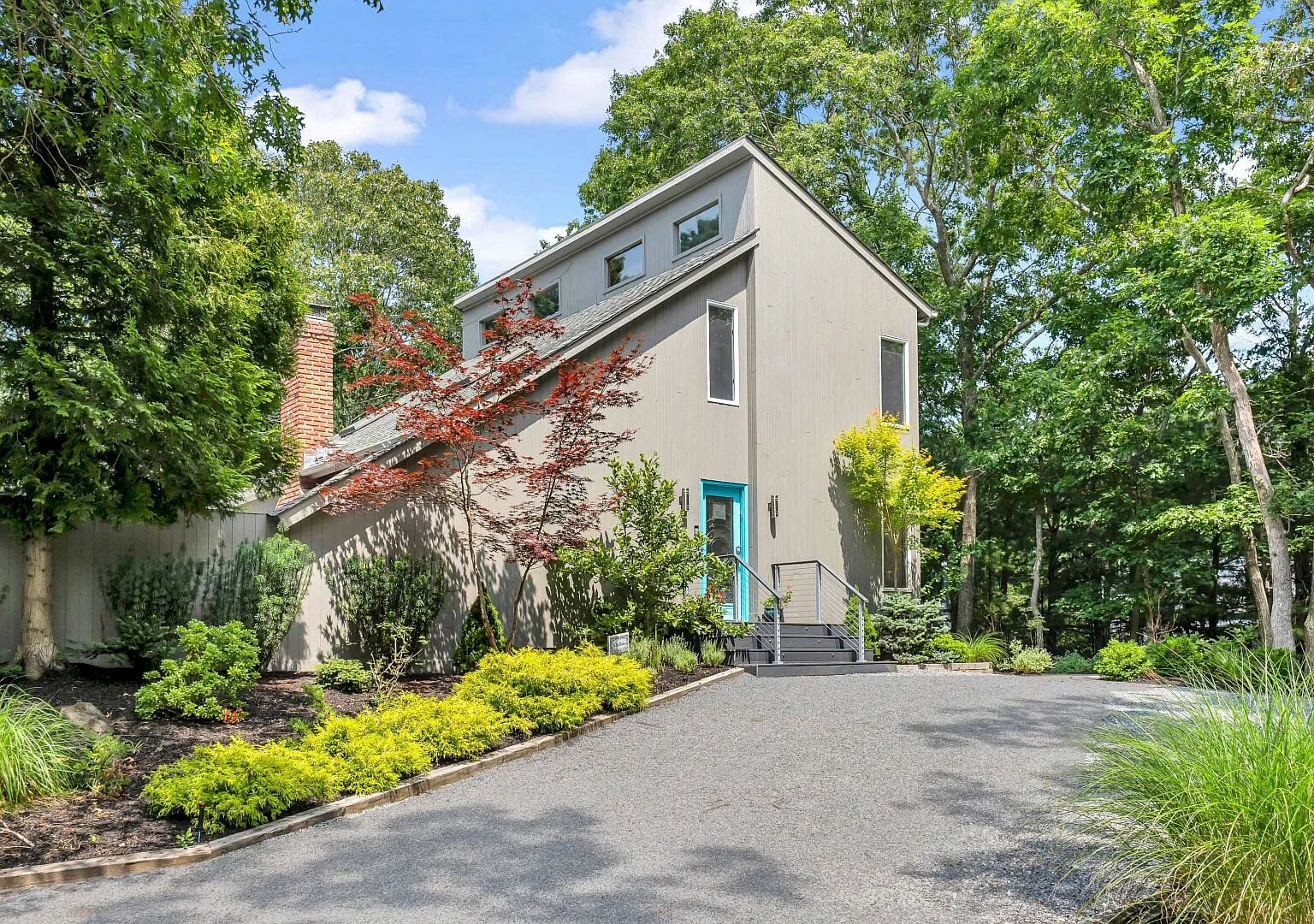 Beautiful East Hampton Home, Expansive Deck, Private Pool — Photo 4