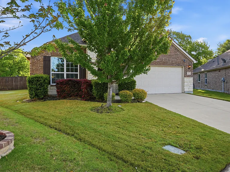 405 Windward Dr — Photo 34