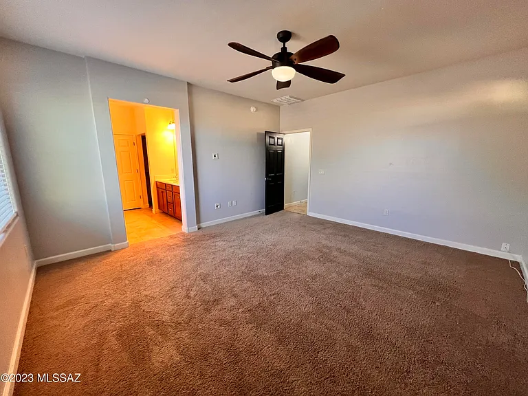 9859 N Crook Ln — Photo 18