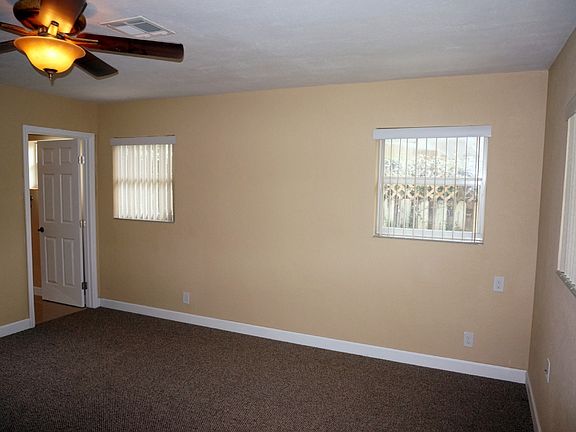 2nd image of 1321 SE 5th Ave