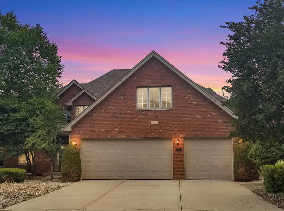 1st image of 13028 W Creekside Dr