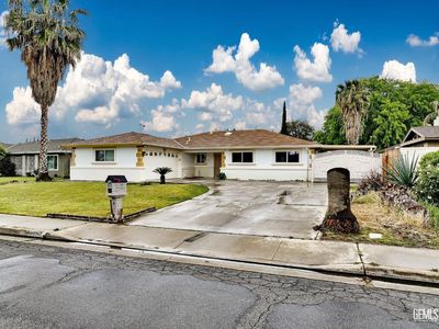 2209 Westminster Dr, Bakersfield, CA, 93309