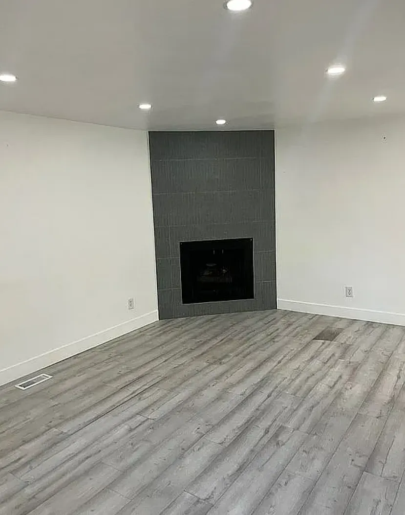 2 bed, 1000 sqft, $1,550 — Photo 3