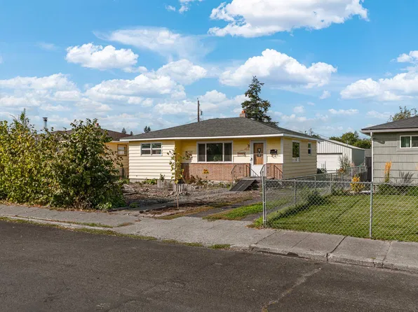 2813 N Stone St, Spokane, WA 99207