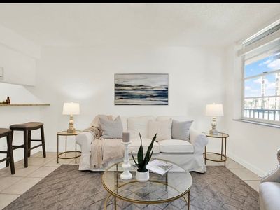 7645 Sun Island Dr S APT 204, South Pasadena, FL, 33707