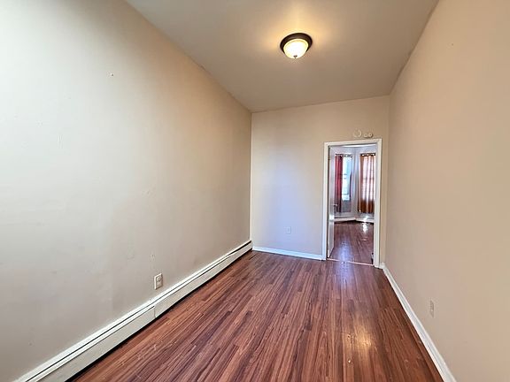 2nd image of 106 Old Bergen Rd APT 4